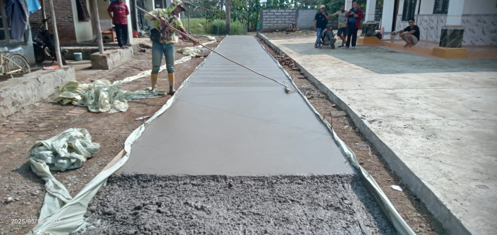 Pemdes Pranti Kec.Kandanghaur Laksanakan Cor Betonisasi, Anggaran Dana Desa 2025